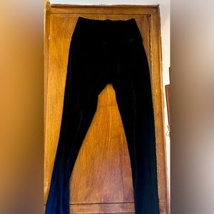 Black aerie leggings